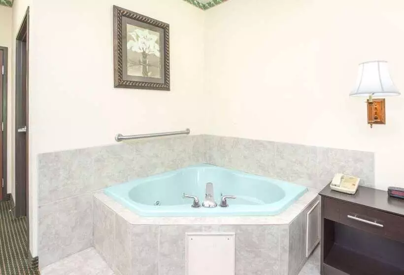 فندق Days Inn By Wyndham Sullivan