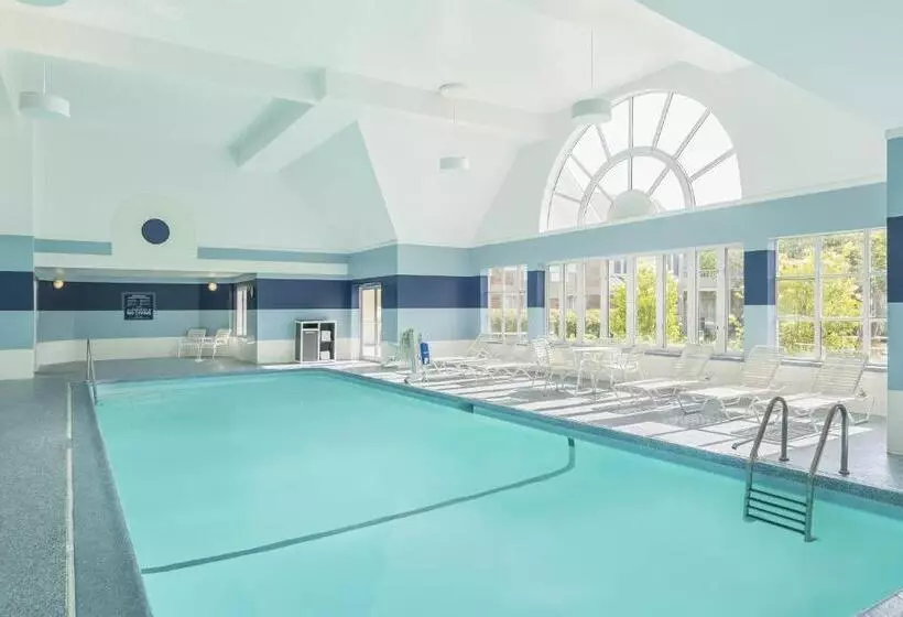 فندق Four Points By Sheraton Buffalo Grove