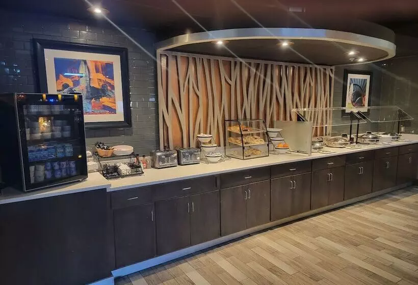 فندق Holiday Inn Cleveland Northeast   Mentor, An Ihg