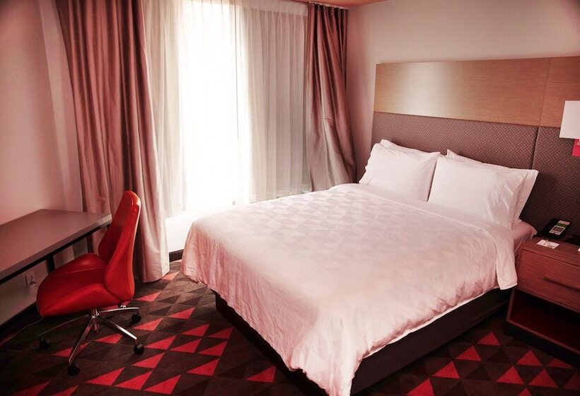 فندق Holiday Inn Houston Hobby Airport, An Ihg