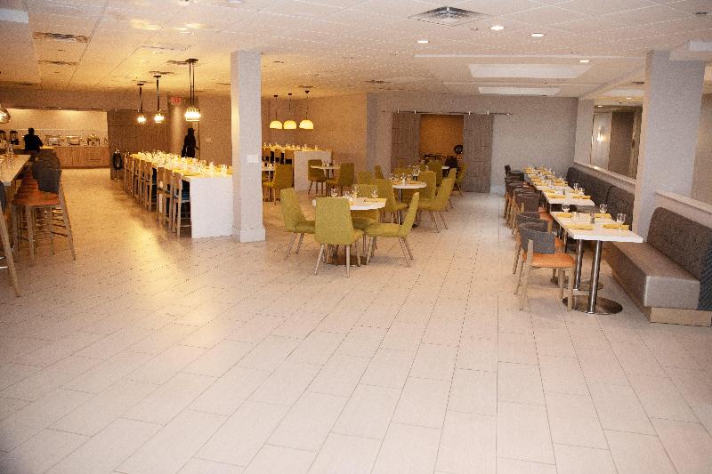 فندق Holiday Inn Houston Hobby Airport, An Ihg