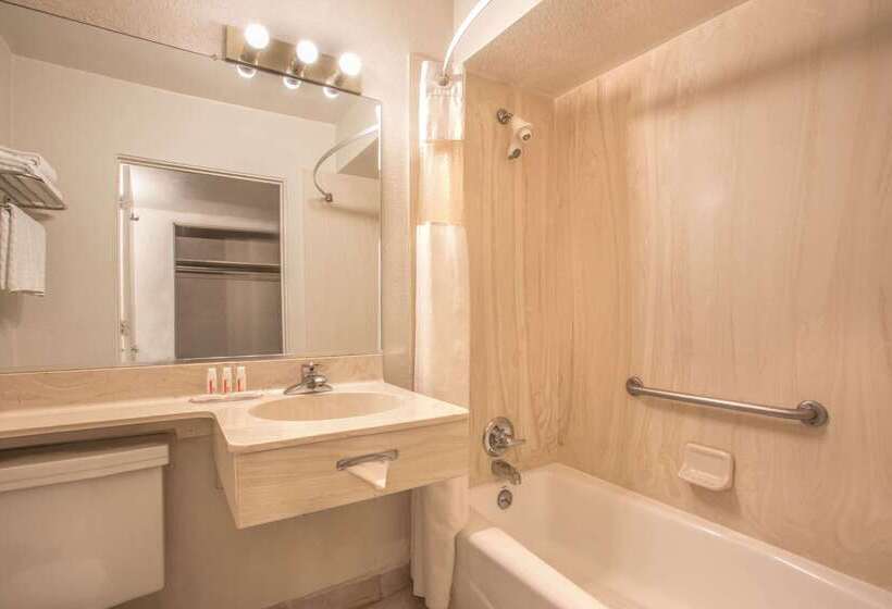 Szálloda Howard Johnson By Wyndham Phoenix Airport/downtown Area