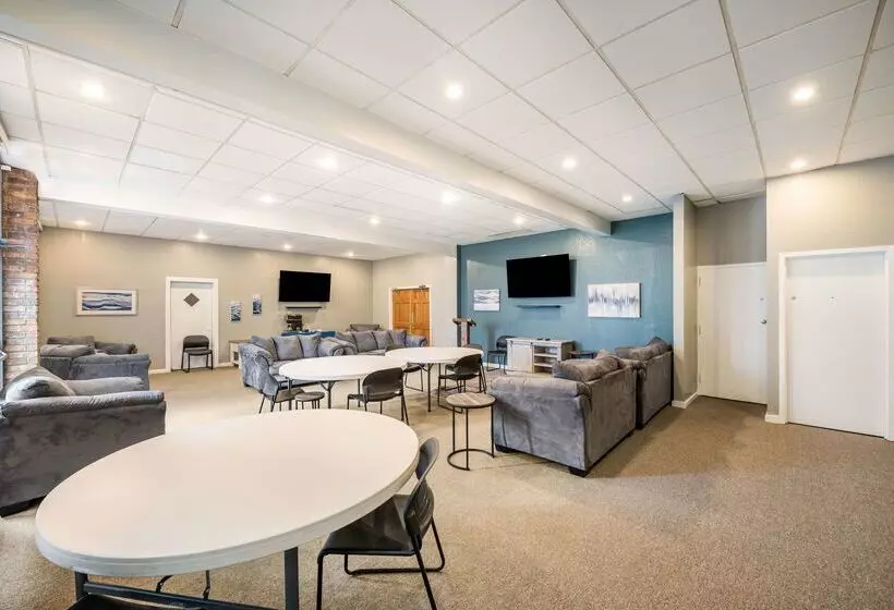 Motel 6 Henderson, Tx