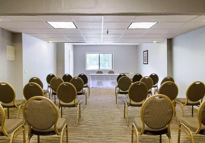 فندق Quality Inn And Suites