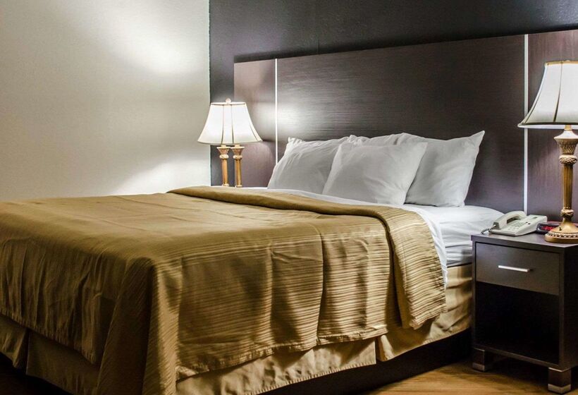 בית מלון כפרי Quality Inn At Eglin Afb