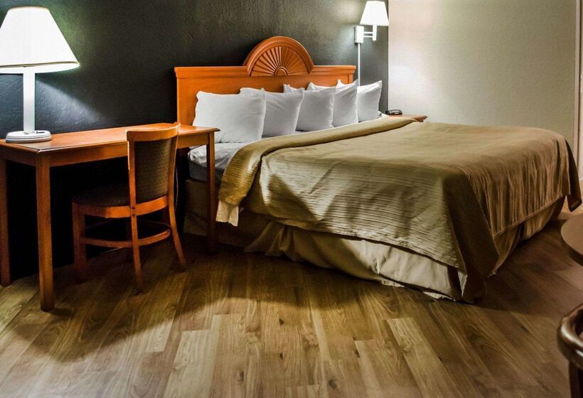 בית מלון כפרי Quality Inn At Eglin Afb