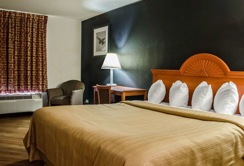 בית מלון כפרי Quality Inn At Eglin Afb
