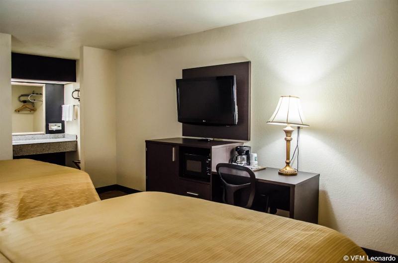 בית מלון כפרי Quality Inn At Eglin Afb