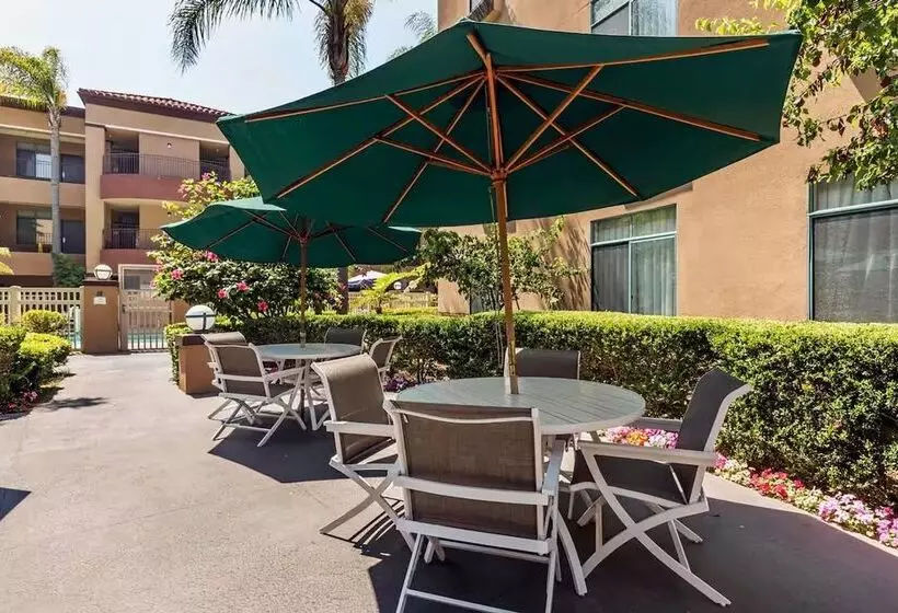 Otel Ramada Suites By Wyndham San Diego