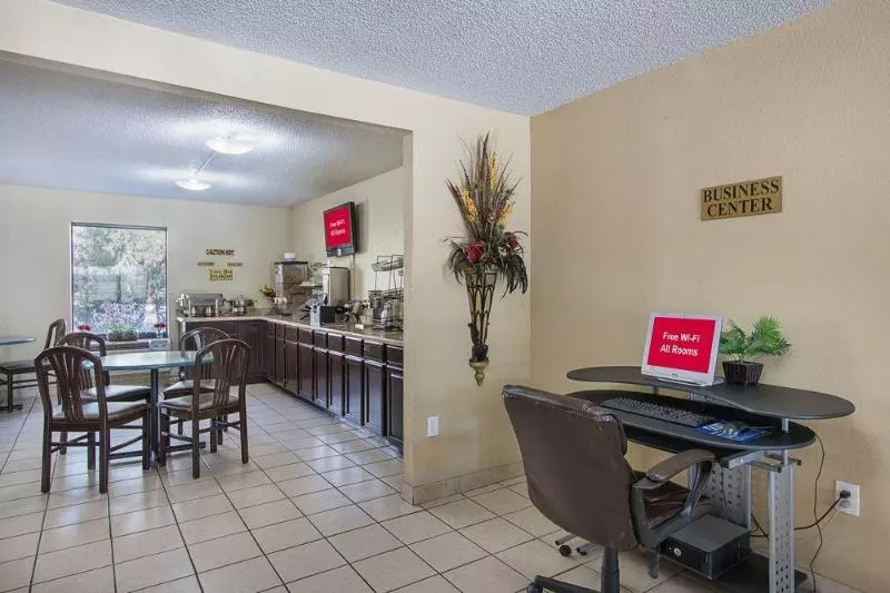 Отель Red Roof Inn Hardeeville