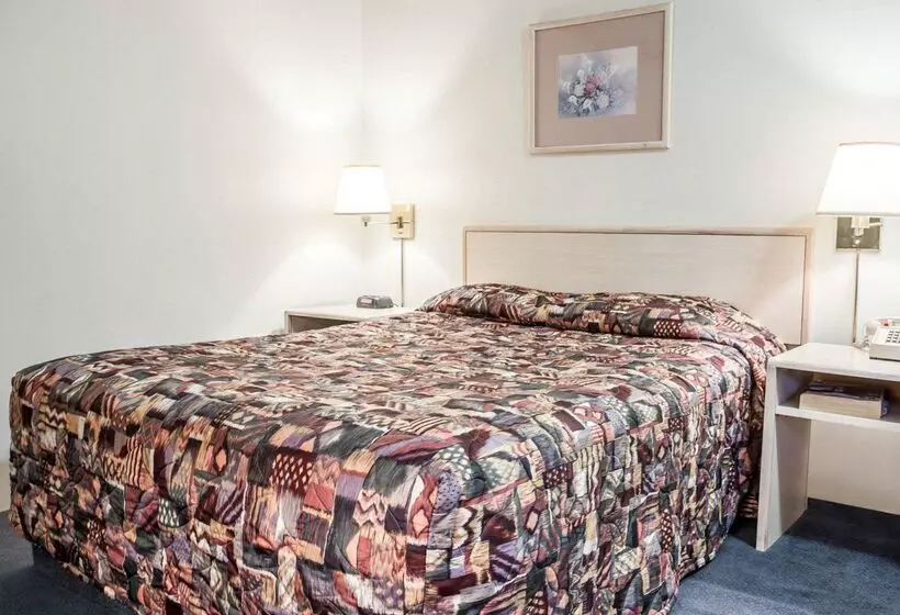 호텔 Rodeway Inn & Suites Spokane Valley