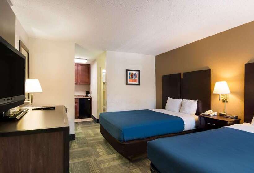 בית מלון כפרי Rodeway Inn At Fort Lee