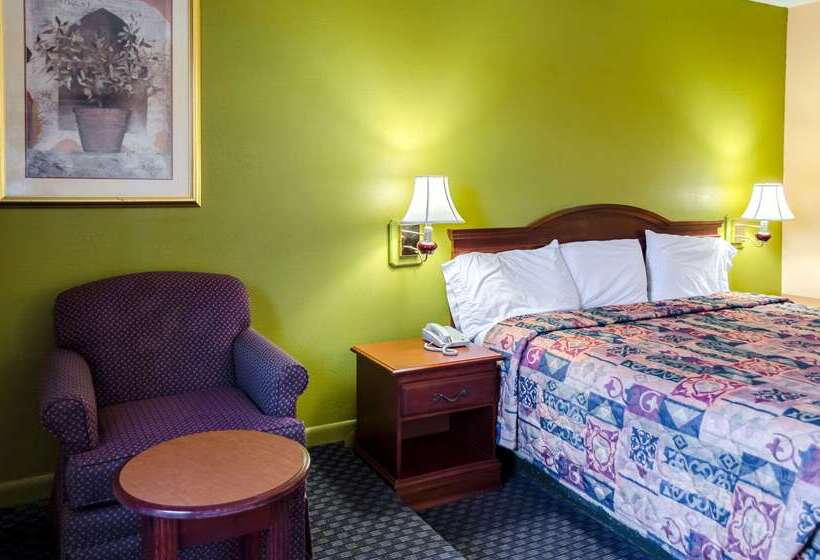 فندق Rodeway Inn