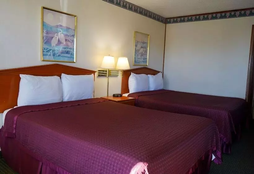 בית מלון כפרי Sunset Inn Clarksville