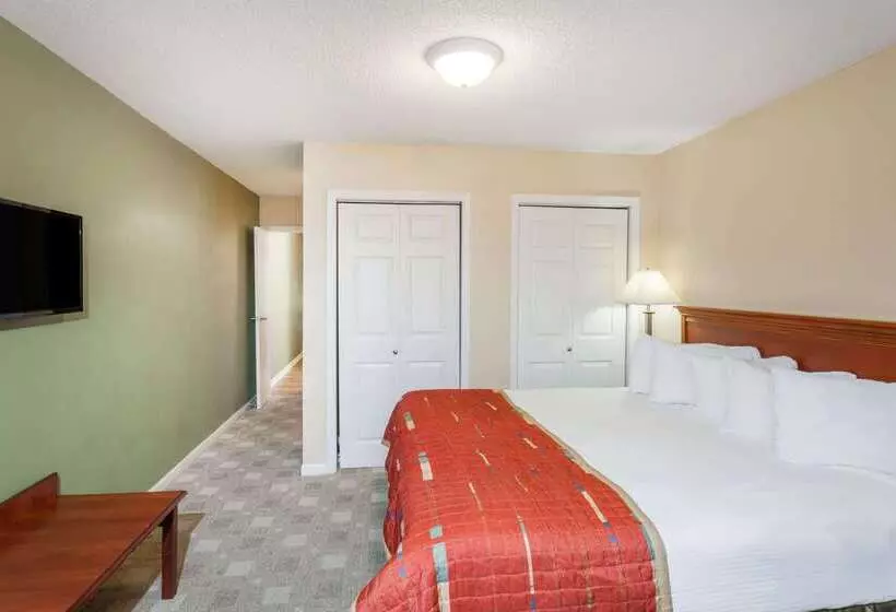 فندق Baymont By Wyndham Peoria