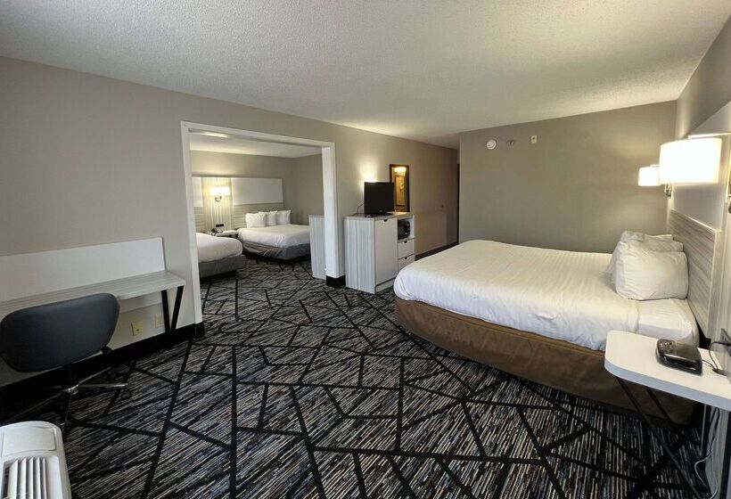 هتل Baymont By Wyndham Peoria