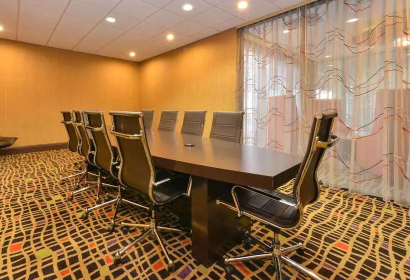 هتل Holiday Inn Nashville Downtown Stadium, An Ihg