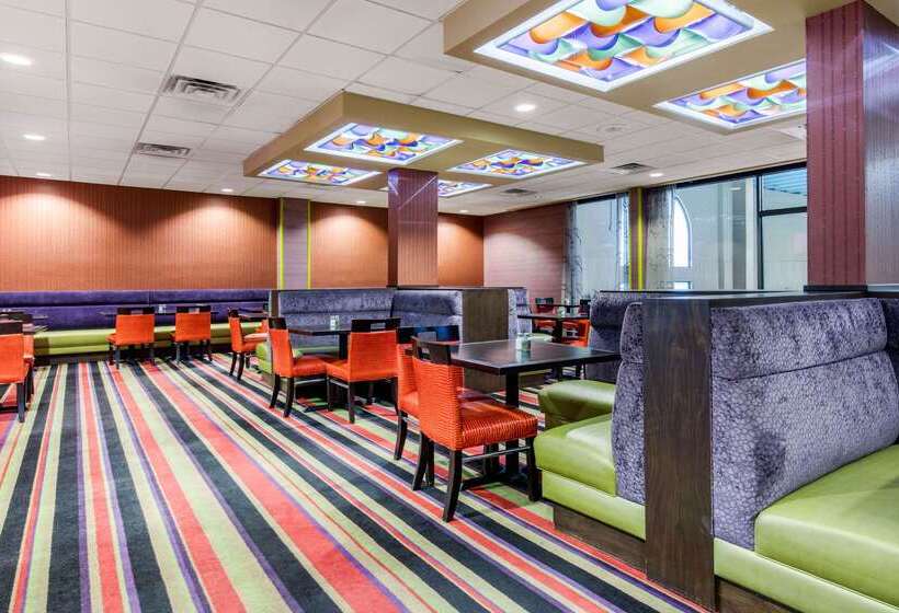 فندق Holiday Inn Nashville Downtown   Stadium, An Ihg