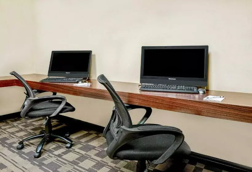 فندق Crowne Plaza Suites Houston Near Sugar Land, An Ihg