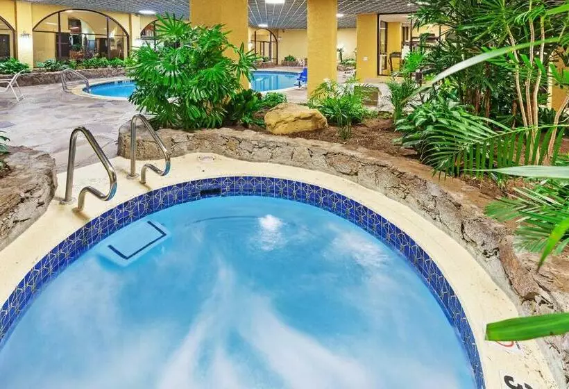 فندق Crowne Plaza Suites Houston Near Sugar Land, An Ihg