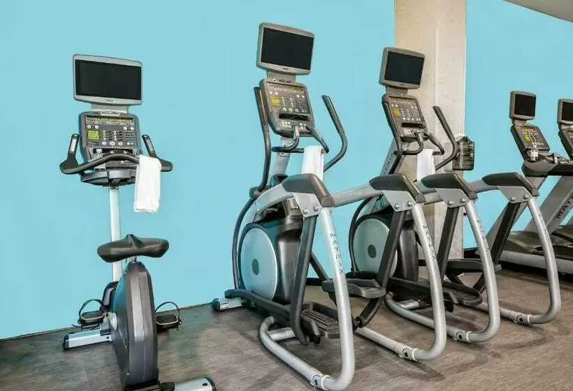 فندق Crowne Plaza Suites Houston Near Sugar Land, An Ihg