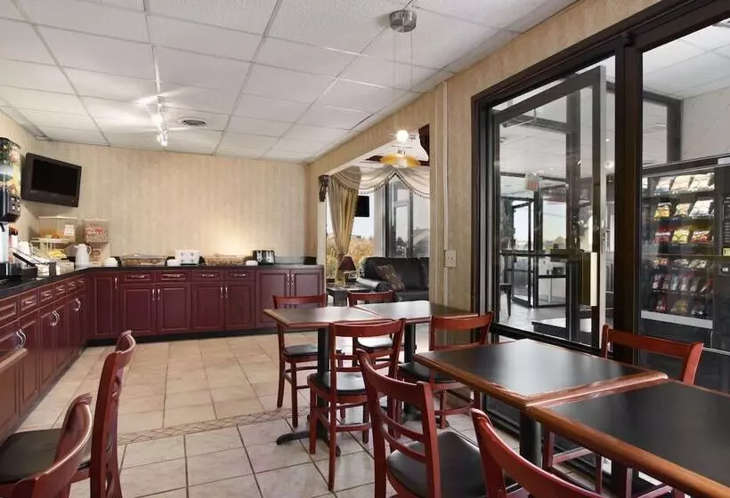 Otel Days Inn By Wyndham Salisbury