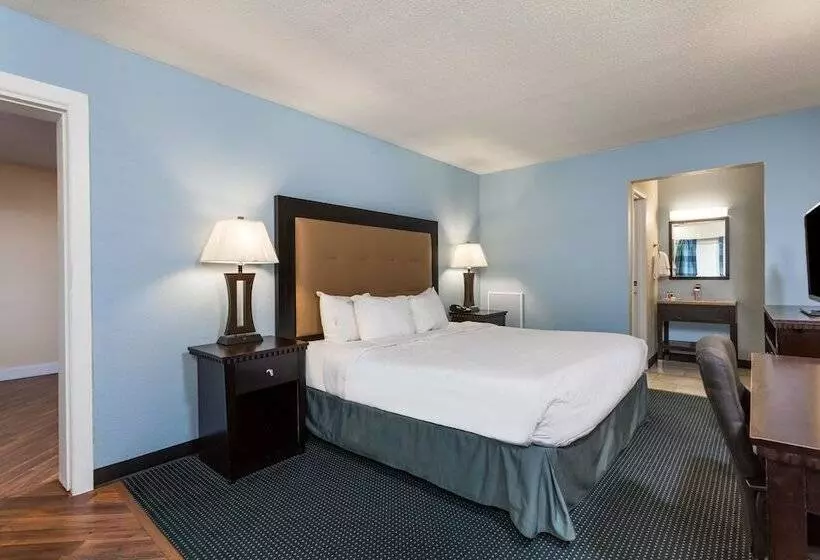 Otel Days Inn By Wyndham Salisbury