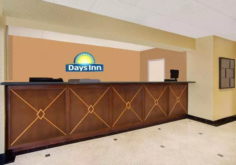 Hotelli Days Inn By Wyndham Silver Spring