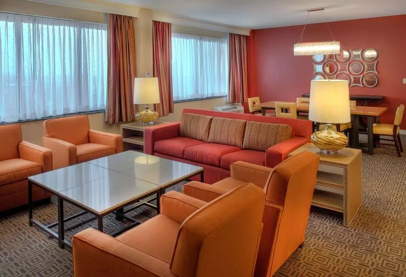Doubletree By Hilton Hotel St. Louis Chesterfield