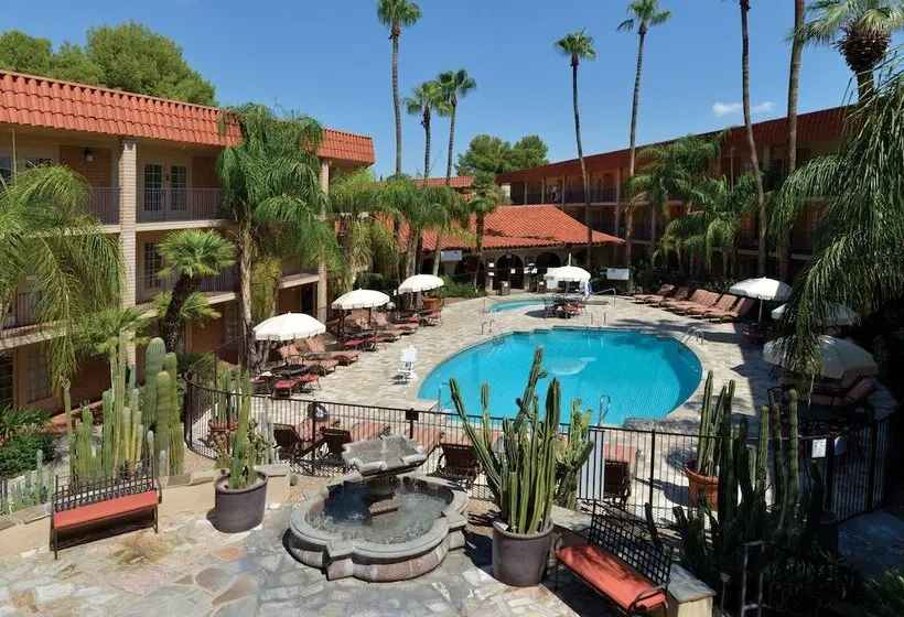 ホテル Doubletree Suites By Hilton Tucson Williams Center