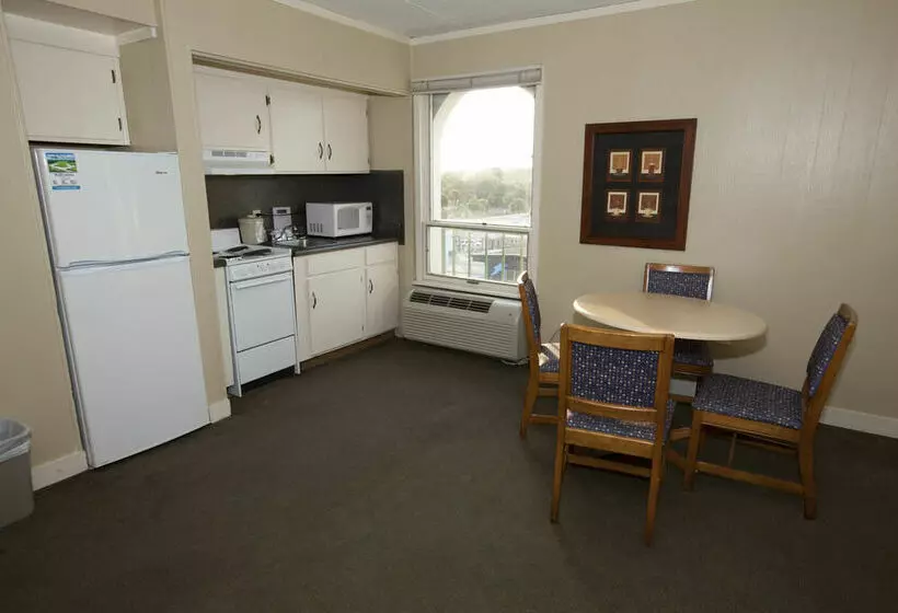 فندق Driftwood On The Oceanfront