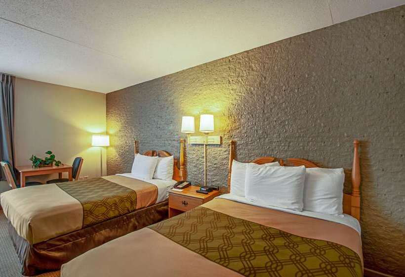 فندق Econo Lodge Metro