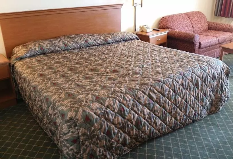 Отель Economy Inn