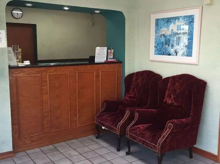 Отель Economy Inn