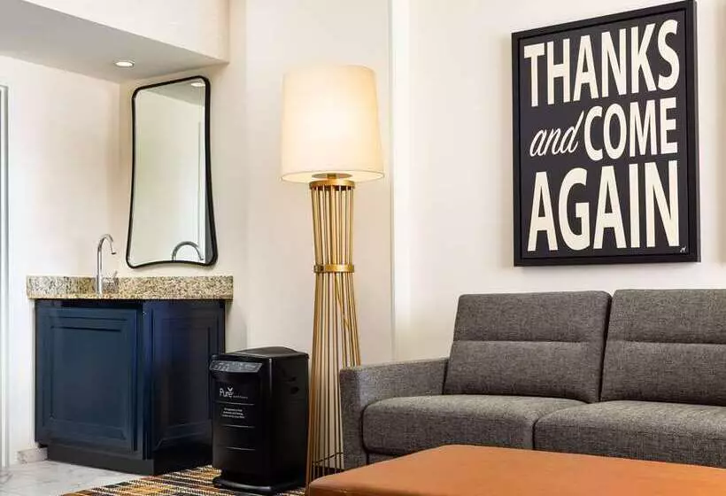 בית מלון כפרי Embassy Suites By Hilton Atlanta Buckhead