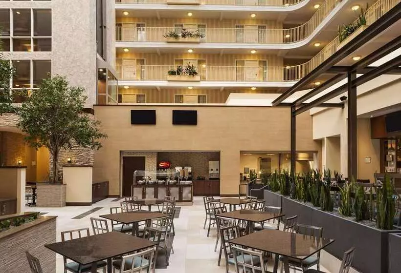酒店 Embassy Suites By Hilton Dallas Market Center