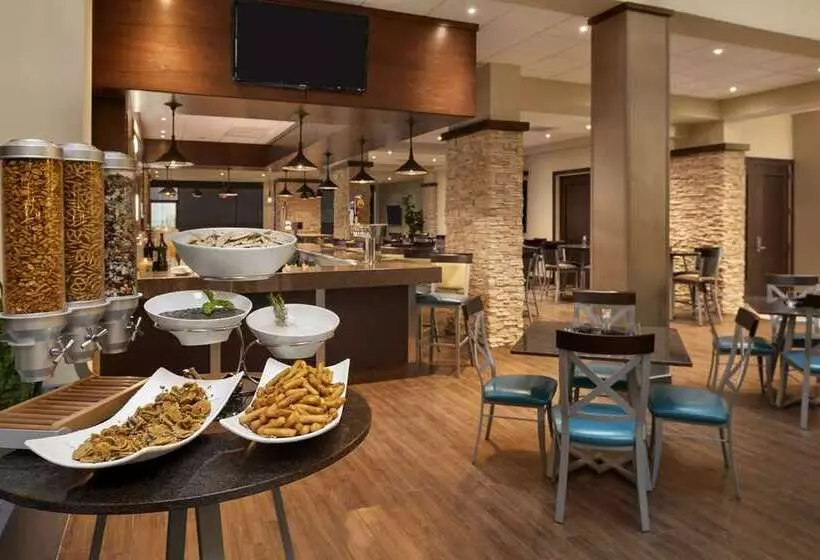 酒店 Embassy Suites By Hilton Dallas Market Center