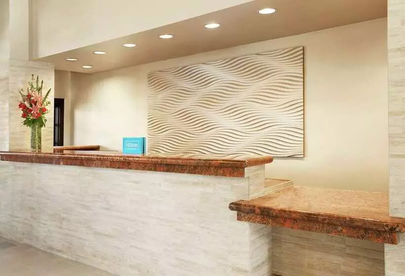 فندق Embassy Suites By Hilton Lompoc Central Coast