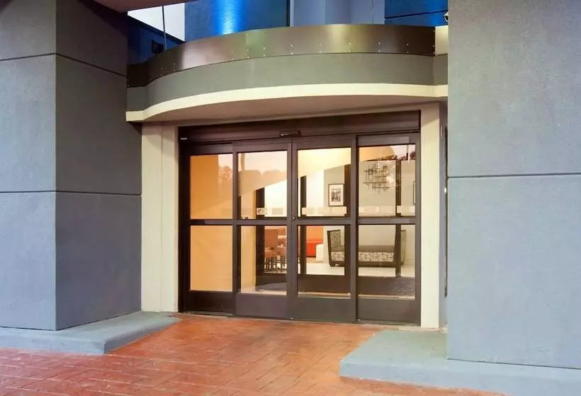 ホテル Holiday Inn Express & Suites Nashville I 40 & I 24, An Ihg