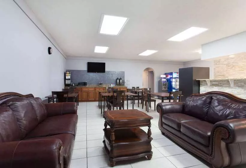 فندق Knights Inn   Plant City