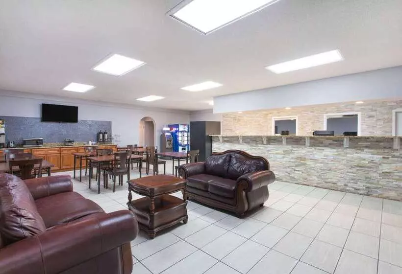 فندق Knights Inn   Plant City