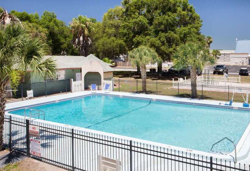 ホテル Knights Inn Plant City