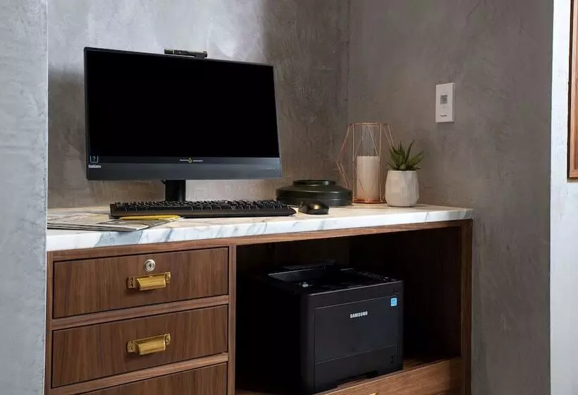 酒店 Le Méridien Essex Chicago