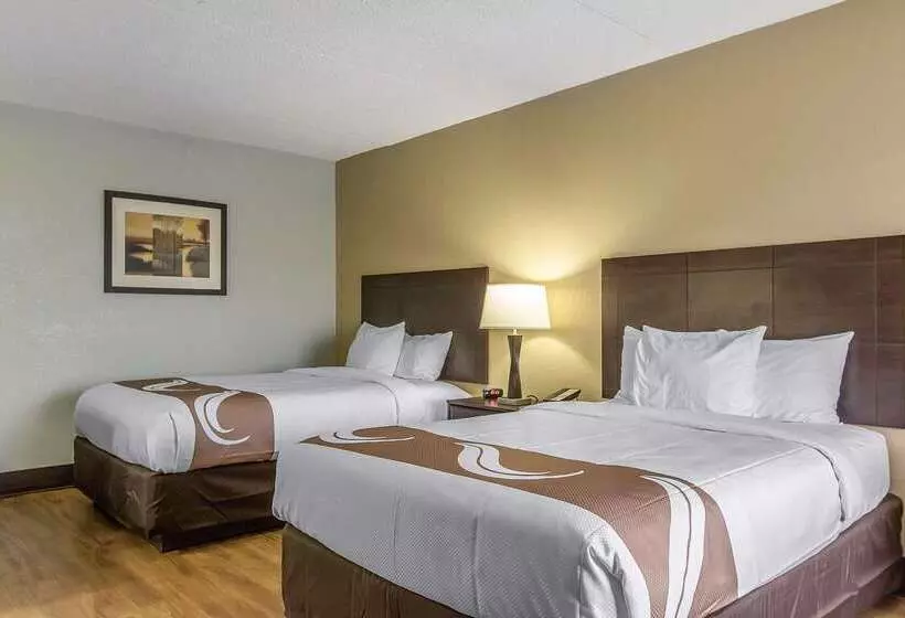 Отель Quality Inn Downtown Historic District