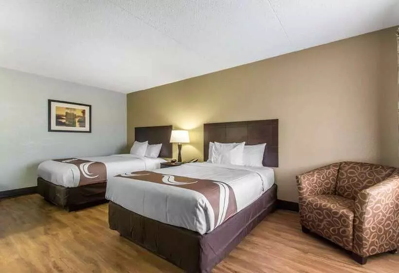 Отель Quality Inn Downtown Historic District