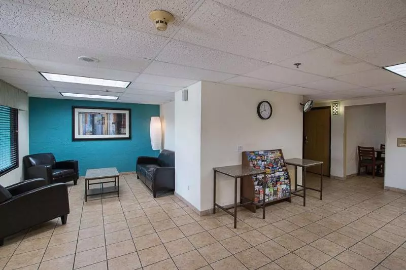 酒店 Rodeway Inn Austin