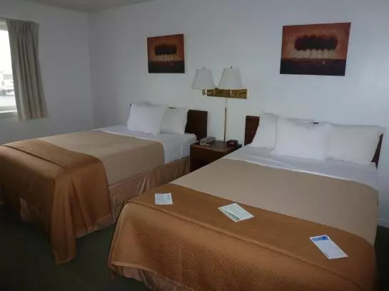 בית מלון כפרי Springfield Travelodge