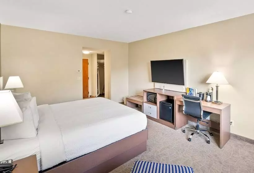 ホテル The English Inn Of Charlottesville