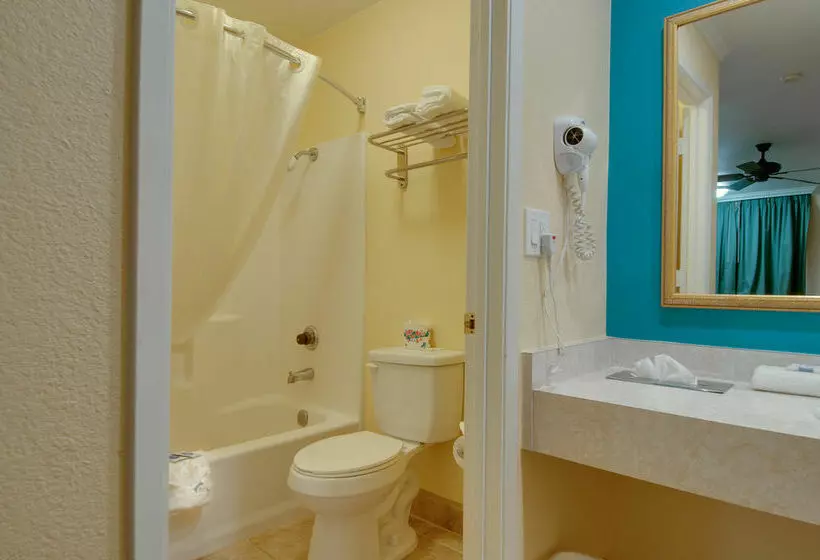 فندق Vagabond Inn Bakersfield 