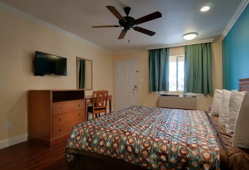 فندق Vagabond Inn Bakersfield 